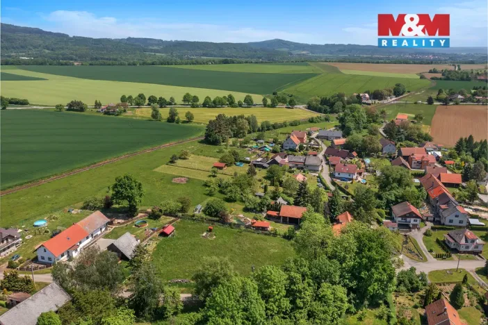 Prodej pozemku pro bydlení, Jinolice, 1200 m2