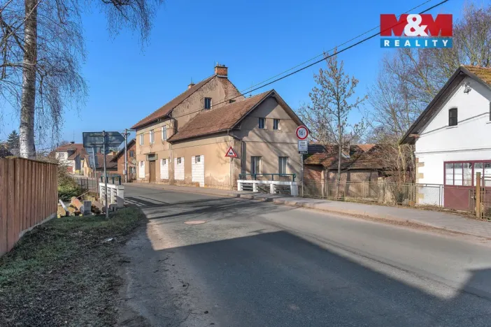 Prodej rodinného domu, Chomutice, 260 m2