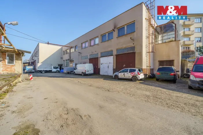 Prodej obchodního prostoru, Teplice, Libušina, 760 m2