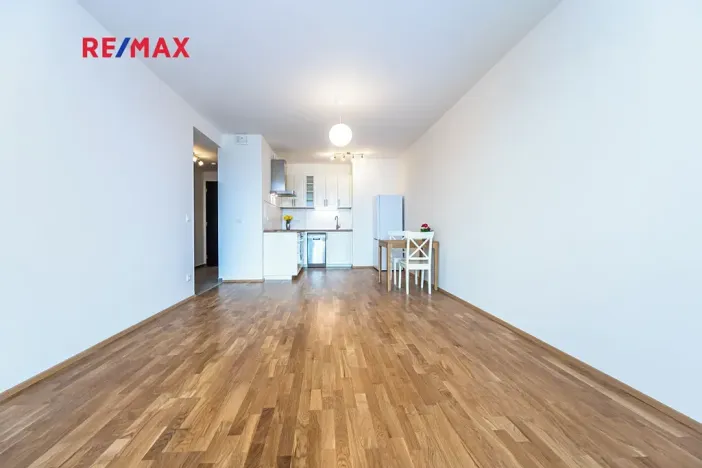 Pronájem bytu 2+kk, Praha - Modřany, Mezi vodami, 56 m2