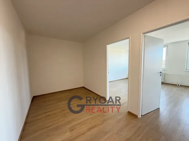 Prodej bytu 1+kk, Praha - Letňany, Třinecká, 41 m2