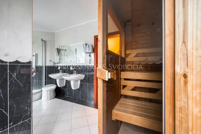 Prodej rodinného domu, Klínec, 345 m2