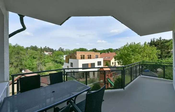 Pronájem vily, Praha - Stodůlky, Ke Koh-i-nooru, 300 m2