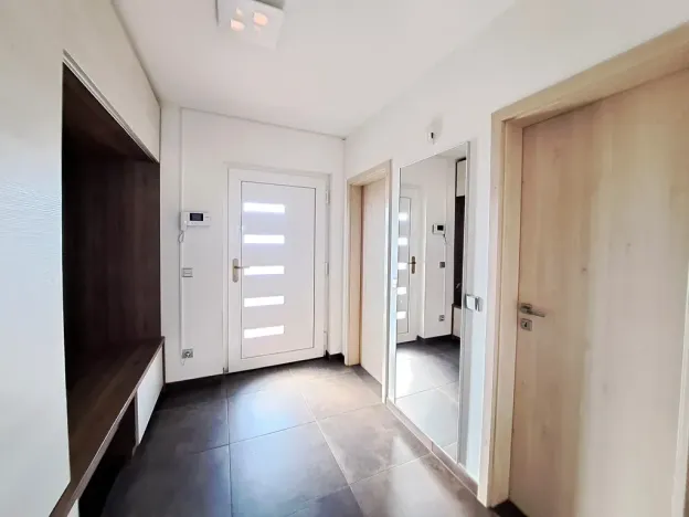 Prodej rodinného domu, Doubravy, 190 m2