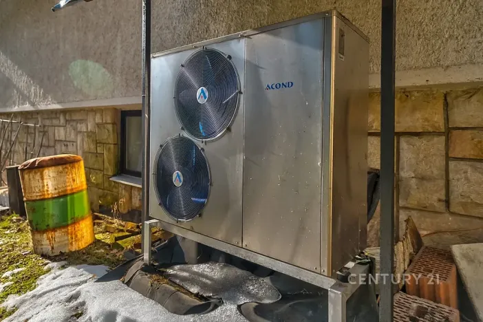 Prodej rodinného domu, Stružinec, 254 m2