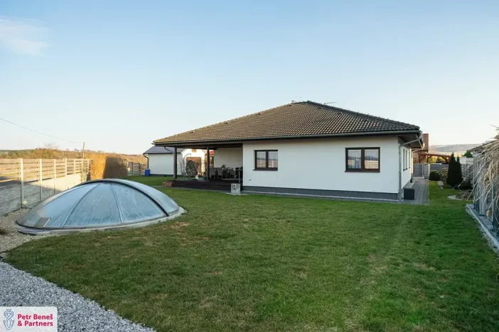 Prodej rodinného domu, Senomaty, Na Hradišti, 138 m2