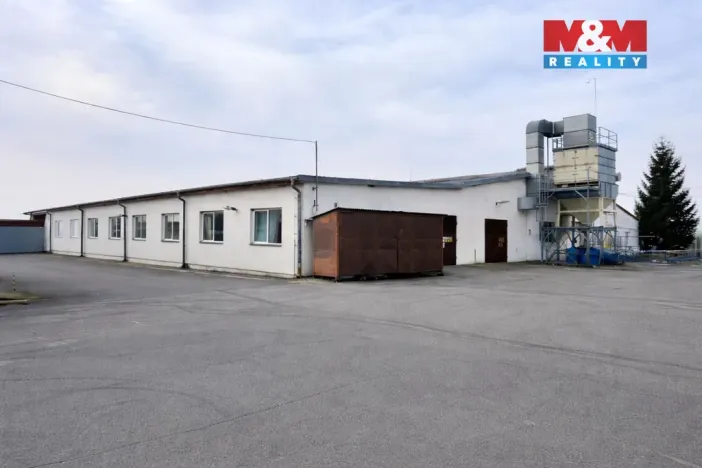 Pronájem skladu, Spytihněv, 2098 m2