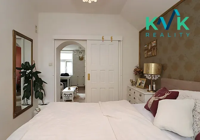 Prodej bytu 3+kk, Karlovy Vary, Dlouhá, 63 m2