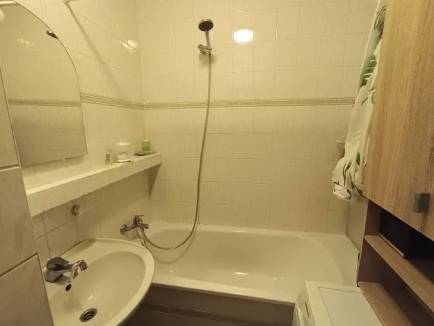 Prodej bytu 3+1, Zlín, Husova, 72 m2