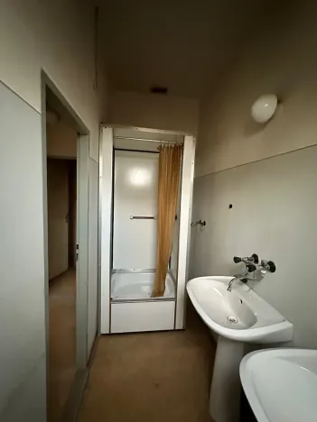 Prodej výrobních prostor, Okrouhlice, 551 m2