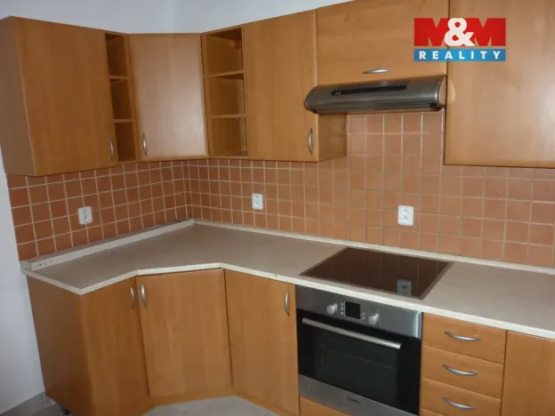 Prodej bytu 1+1, Červený Kostelec, Boženy Němcové, 56 m2