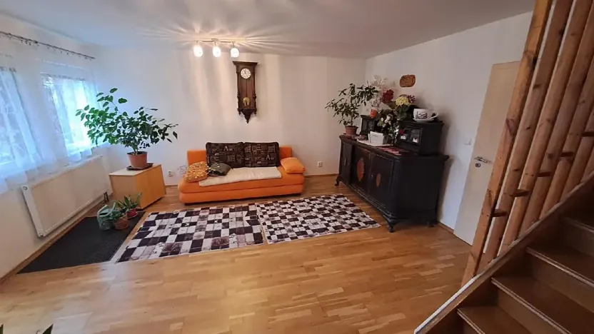 Prodej rodinného domu, Tišice, Hasičská, 150 m2