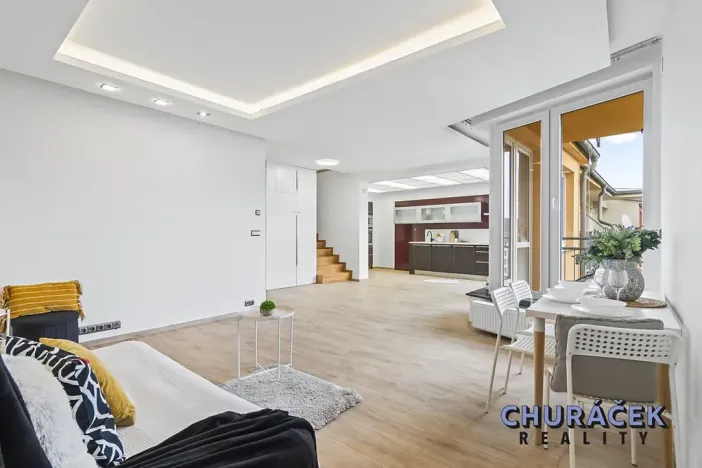 Pronájem bytu 3+kk, Praha - Kunratice, Merhoutova, 114 m2