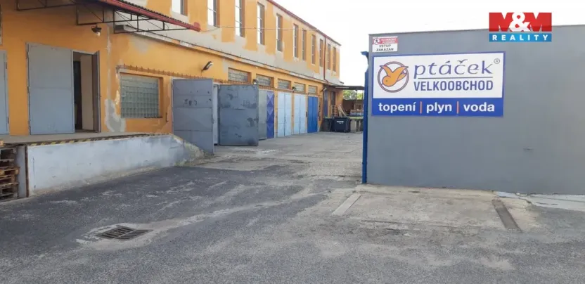 Pronájem skladu, Louny, Říční, 25 m2