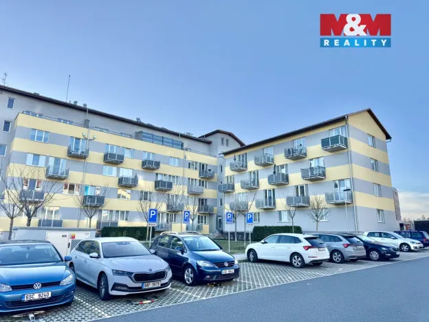 Pronájem bytu 1+kk, Kladno - Kročehlavy, Jaroslava Holečka, 37 m2