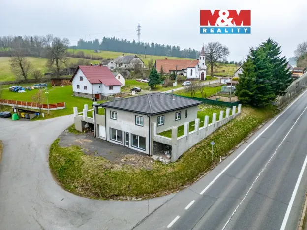 Prodej obchodního prostoru, Šumavské Hoštice - Kosmo, 316 m2
