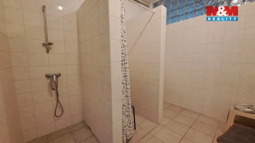 Prodej obchodního prostoru, Práče, 3212 m2