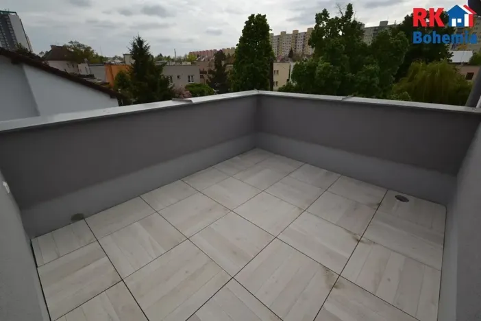 Prodej bytu 3+kk, Praha - Lhotka, Slepá I, 74 m2