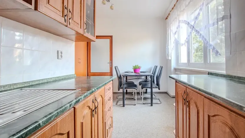 Pronájem bytu 3+1, Velký Osek, Revoluční, 65 m2