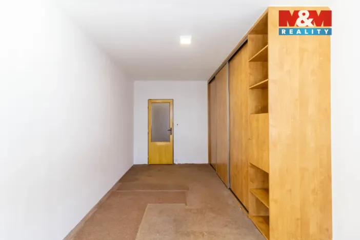 Pronájem bytu 2+1, Praha - Kobylisy, Chabařovická, 59 m2