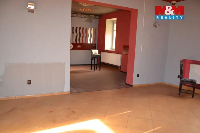 Prodej obchodního prostoru, Červený Kostelec, Boženy Němcové, 239 m2