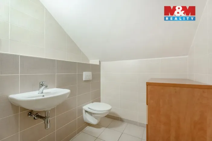 Prodej rodinného domu, Chuderov - Žežice, 182 m2