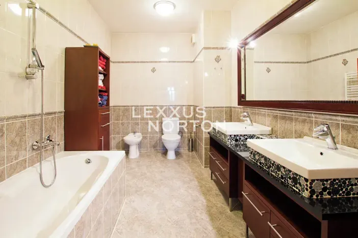 Pronájem bytu 5+1, Praha - Střešovice, Ve Střešovičkách, 174 m2