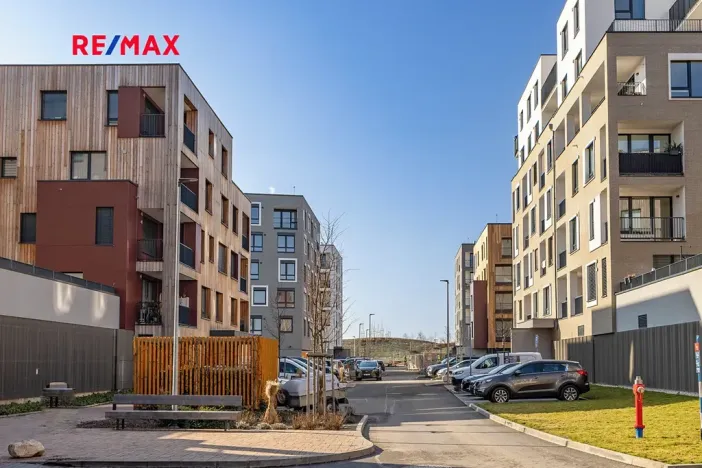 Prodej bytu 1+kk, Praha - Ruzyně, Stočesova, 30 m2