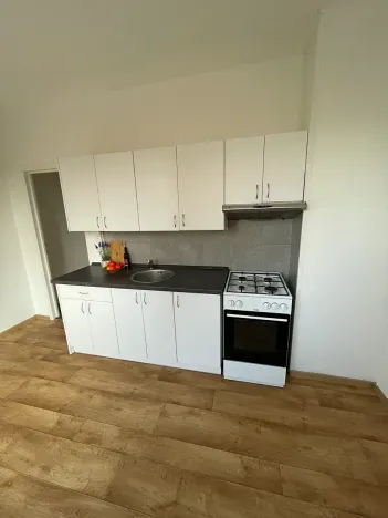 Pronájem bytu 3+1, Česká Lípa, Okružní, 72 m2