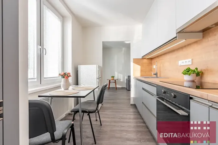 Pronájem bytu 2+1, Šternberk, Jívavská, 50 m2