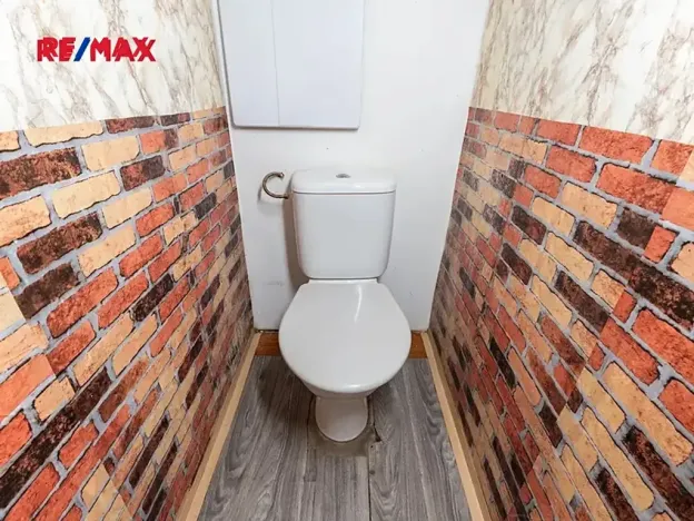 Prodej bytu 2+1, Hostomice, Školní náměstí, 55 m2