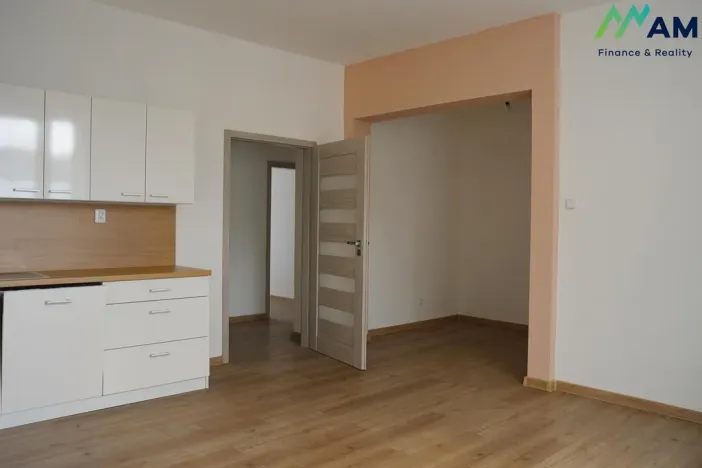 Prodej bytu 3+kk, Třinec - Staré Město, Dvořákova, 81 m2