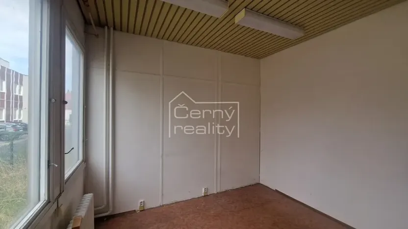 Pronájem kanceláře, Pardubice, Mezi Mosty, 65 m2