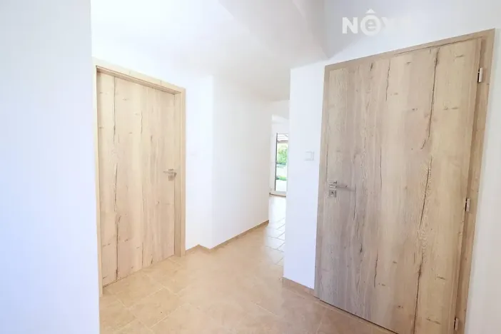 Prodej obchodního prostoru, Plzeň, Polní, 139 m2