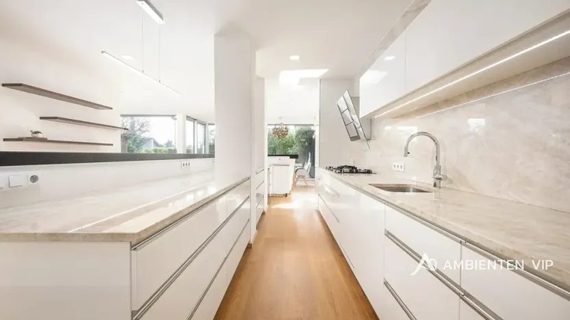 Prodej rodinného domu, Moravany, V Jámách, 382 m2