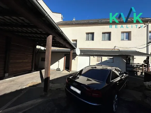 Pronájem bytu 1+kk, Karlovy Vary, Spojovací, 22 m2