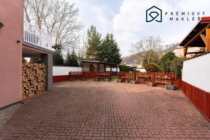 Prodej rodinného domu, Litvínov - Chudeřín, Dukelská, 250 m2