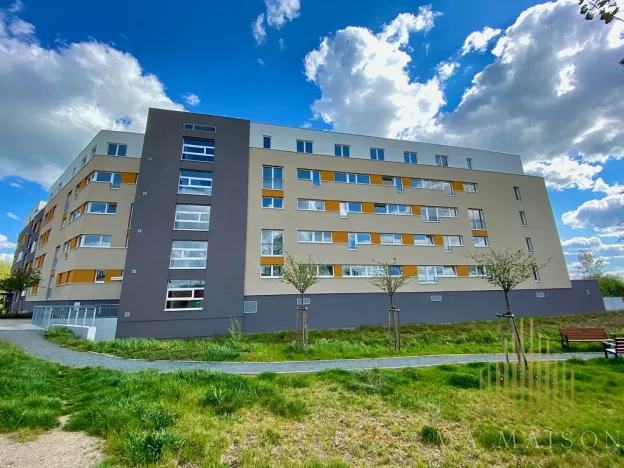 Prodej bytu 1+kk, Praha - Uhříněves, Františka Diviše, 35 m2