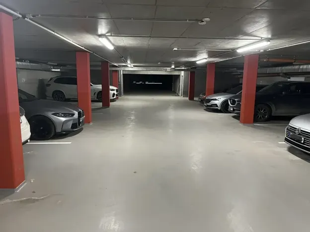 Pronájem garážového stání, Brno, Jaroslava Foglara, 20 m2