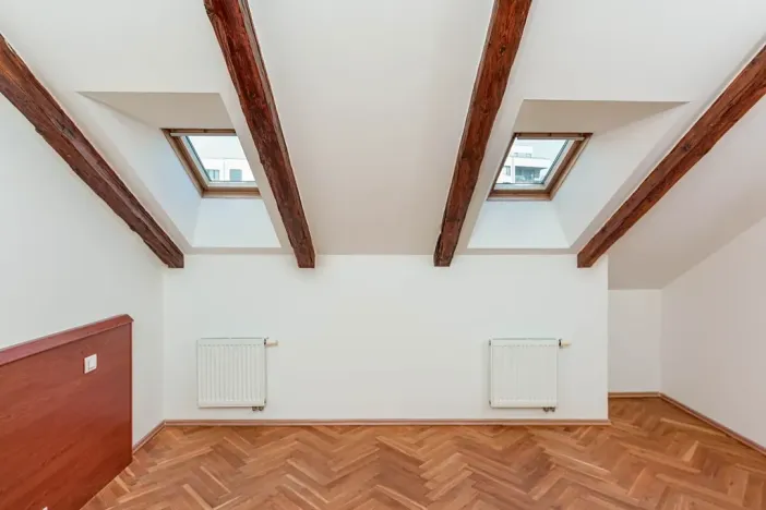 Prodej bytu 2+kk, Praha - Smíchov, Plzeňská, 63 m2