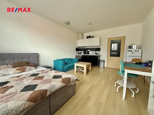 Pronájem bytu 1+kk, Plzeň, Květná, 35 m2