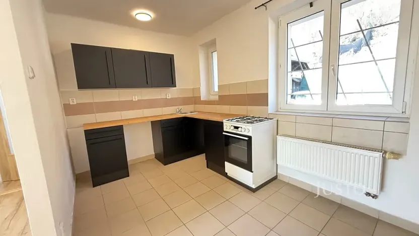 Pronájem bytu 3+1, Ústí nad Labem, Na Vinici, 65 m2