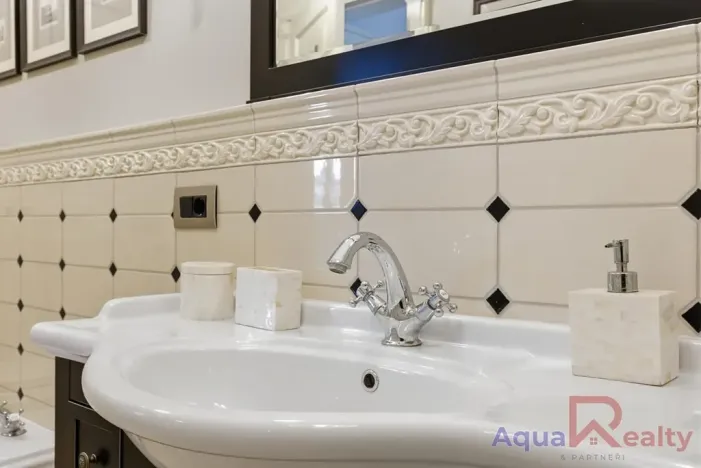 Prodej bytu 2+kk, Karlovy Vary, Svahová, 69 m2