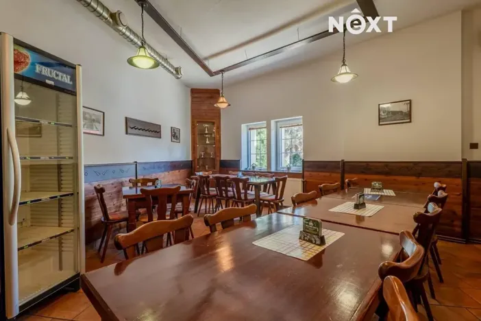 Prodej restaurace, Strážnice, Radějovská, 302 m2
