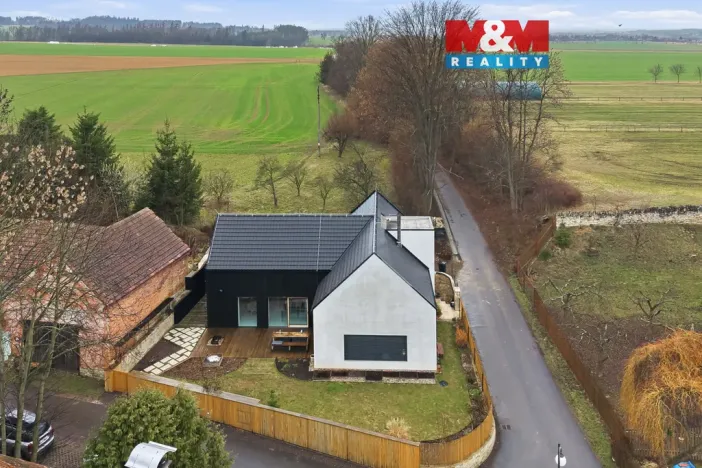 Prodej rodinného domu, Újezdec, 377 m2