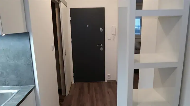 Pronájem bytu 1+1, Praha - Letňany, Chlebovická, 35 m2