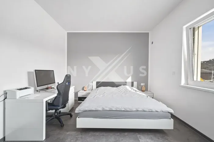 Pronájem rodinného domu, Krakovany, 145 m2