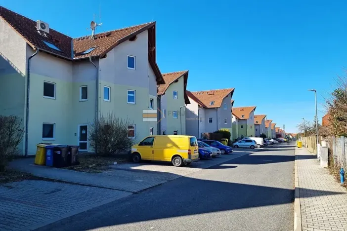 Prodej bytu 1+kk, Chýně, U Dráhy, 37 m2