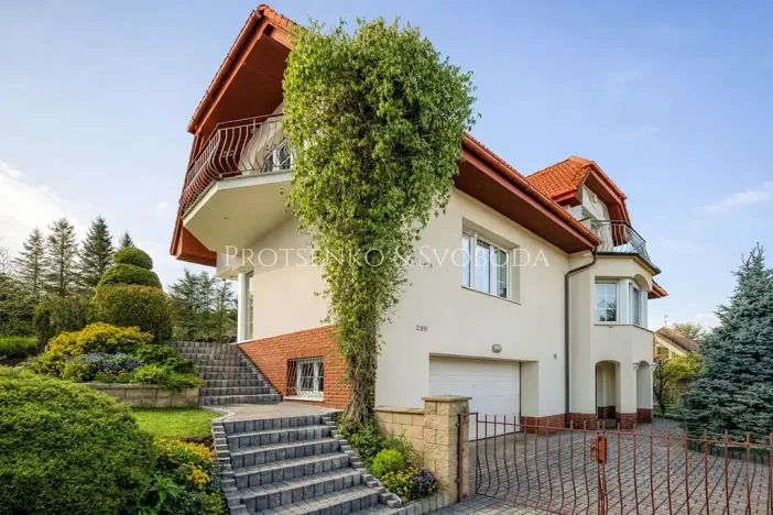 Prodej rodinného domu, Psáry, Pod Vápenkou, 314 m2