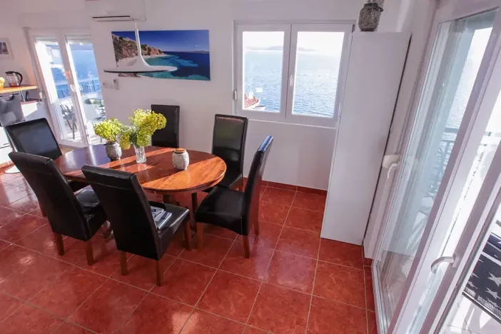 Prodej bytu 4+kk, Komarna, Chorvatsko, 111 m2